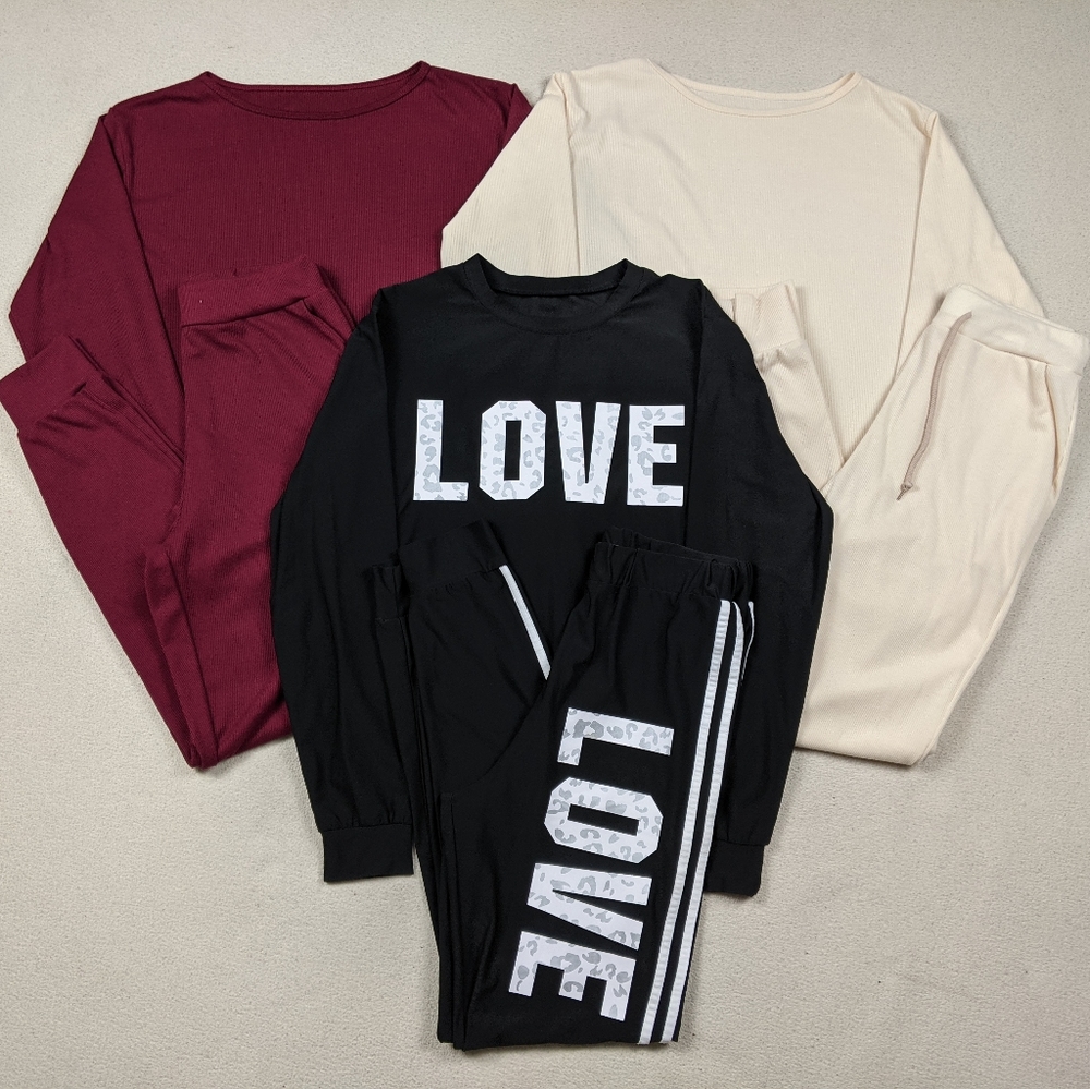 Lot 4 Outfits Matching Sweatsuit PJs Sz M